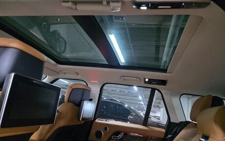 Land Rover Range Rover IV рестайлинг, 2022 год, 6 000 000 рублей, 8 фотография