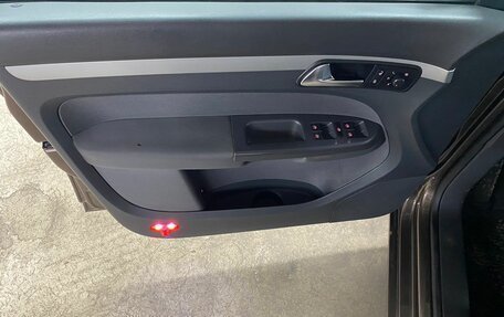 Volkswagen Touran III, 2013 год, 1 199 000 рублей, 18 фотография
