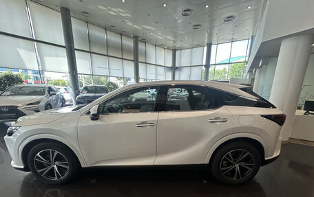 Lexus RX IV рестайлинг, 2025 год, 8 300 000 рублей, 12 фотография