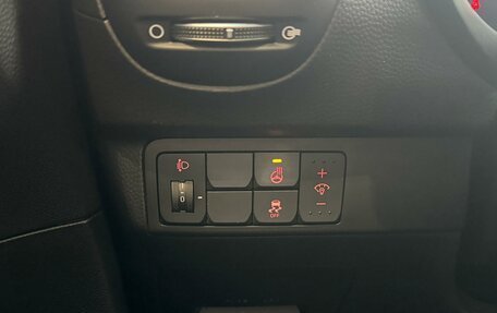 KIA Soul II рестайлинг, 2018 год, 1 490 000 рублей, 15 фотография