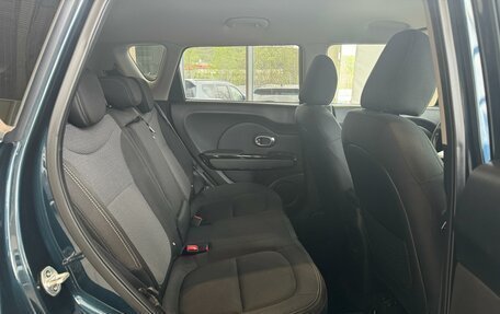 KIA Soul II рестайлинг, 2018 год, 1 490 000 рублей, 26 фотография