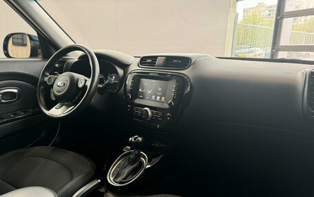 KIA Soul II рестайлинг, 2018 год, 1 490 000 рублей, 28 фотография