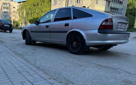Opel Vectra B рестайлинг, 1996 год, 265 000 рублей, 5 фотография