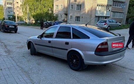 Opel Vectra B рестайлинг, 1996 год, 265 000 рублей, 4 фотография