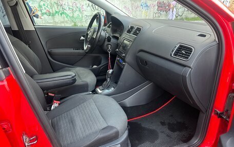 Volkswagen Polo VI (EU Market), 2010 год, 600 000 рублей, 16 фотография