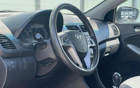Hyundai Solaris II рестайлинг, 2016 год, 940 000 рублей, 9 фотография