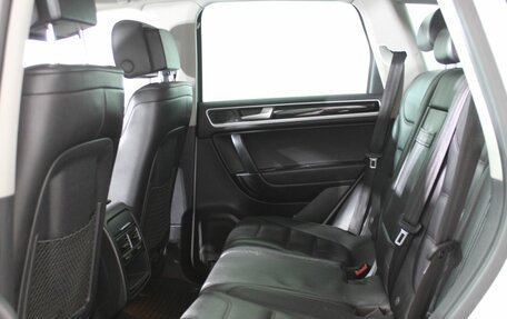 Volkswagen Touareg III, 2012 год, 1 830 000 рублей, 13 фотография