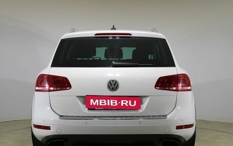 Volkswagen Touareg III, 2012 год, 1 830 000 рублей, 6 фотография