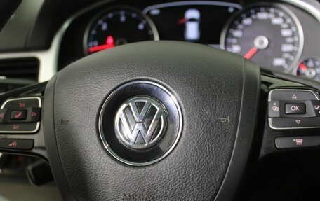 Volkswagen Touareg III, 2012 год, 1 830 000 рублей, 15 фотография