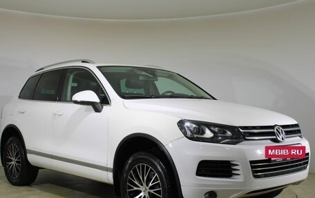 Volkswagen Touareg III, 2012 год, 1 830 000 рублей, 3 фотография