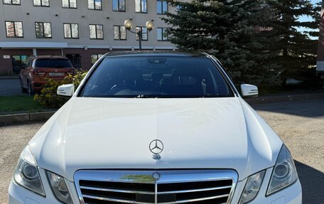 Mercedes-Benz E-Класс, 2012 год, 1 650 000 рублей, 1 фотография