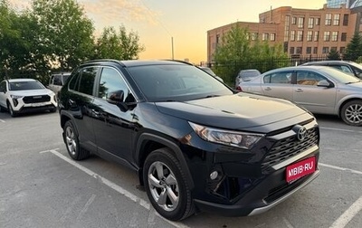 Toyota RAV4, 2021 год, 4 000 000 рублей, 1 фотография