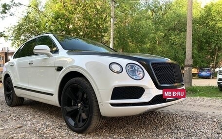 Bentley Bentayga I, 2019 год, 14 500 000 рублей, 8 фотография