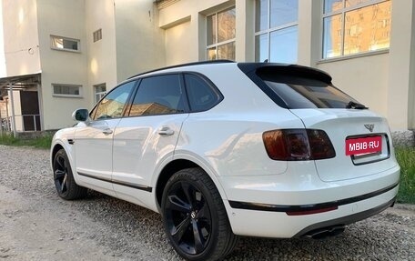 Bentley Bentayga I, 2019 год, 14 500 000 рублей, 3 фотография
