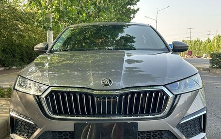Skoda Octavia IV, 2022 год, 1 860 000 рублей, 2 фотография
