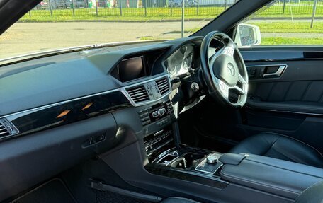 Mercedes-Benz E-Класс, 2012 год, 1 650 000 рублей, 5 фотография