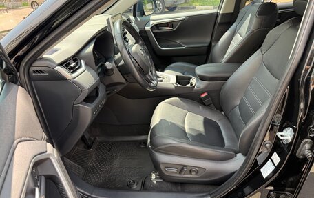 Toyota RAV4, 2021 год, 3 600 000 рублей, 15 фотография