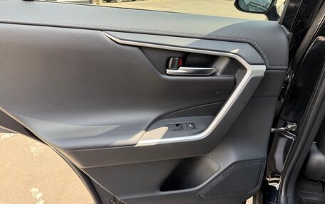 Toyota RAV4, 2021 год, 3 600 000 рублей, 17 фотография