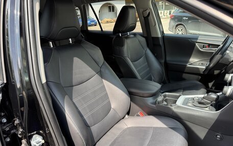 Toyota RAV4, 2021 год, 3 600 000 рублей, 21 фотография