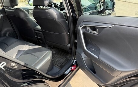 Toyota RAV4, 2021 год, 3 600 000 рублей, 22 фотография