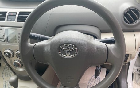 Toyota Belta, 2010 год, 660 000 рублей, 14 фотография