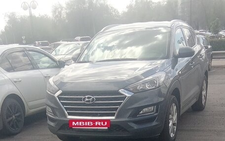 Hyundai Tucson III, 2019 год, 2 350 000 рублей, 2 фотография