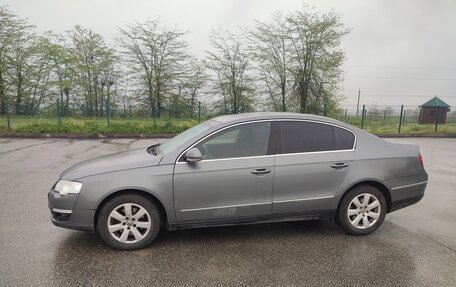 Volkswagen Passat B6, 2006 год, 700 000 рублей, 4 фотография
