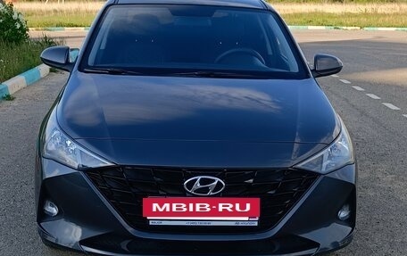 Hyundai Solaris II рестайлинг, 2021 год, 1 455 555 рублей, 3 фотография
