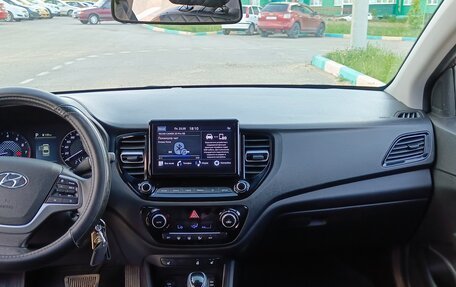 Hyundai Solaris II рестайлинг, 2021 год, 1 455 555 рублей, 9 фотография