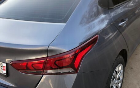 Hyundai Solaris II рестайлинг, 2017 год, 800 000 рублей, 4 фотография