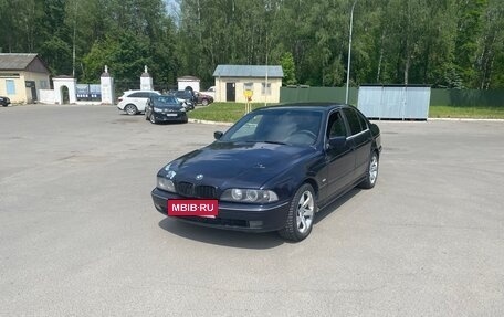 BMW 5 серия, 1999 год, 540 000 рублей, 3 фотография