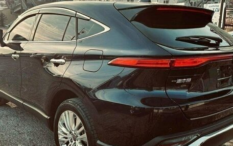 Toyota Harrier, 2021 год, 2 950 000 рублей, 2 фотография