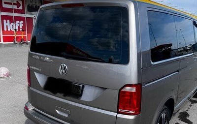Volkswagen Caravelle T6 рестайлинг, 2018 год, 3 400 000 рублей, 1 фотография