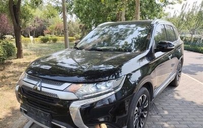 Mitsubishi Outlander III рестайлинг 3, 2021 год, 2 175 000 рублей, 1 фотография