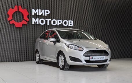 Ford Fiesta, 2015 год, 710 000 рублей, 3 фотография