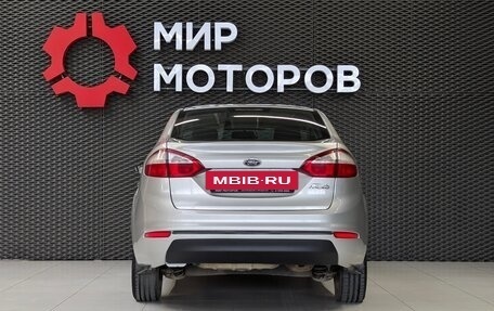 Ford Fiesta, 2015 год, 710 000 рублей, 5 фотография