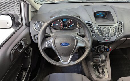 Ford Fiesta, 2015 год, 710 000 рублей, 16 фотография