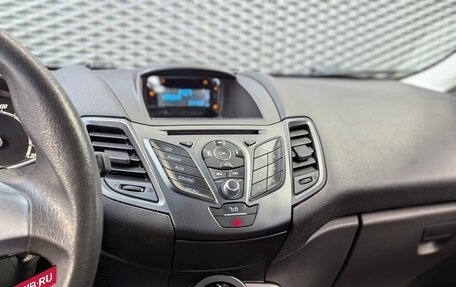 Ford Fiesta, 2015 год, 710 000 рублей, 18 фотография
