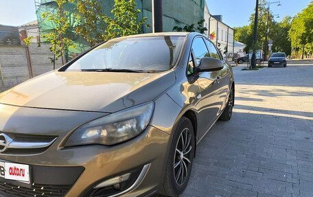 Opel Astra J, 2013 год, 650 000 рублей, 4 фотография