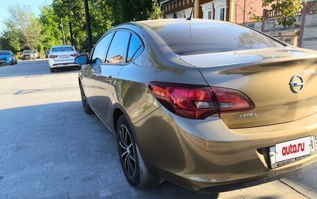 Opel Astra J, 2013 год, 650 000 рублей, 5 фотография