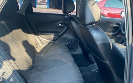 Volkswagen Polo VI (EU Market), 2011 год, 450 000 рублей, 6 фотография