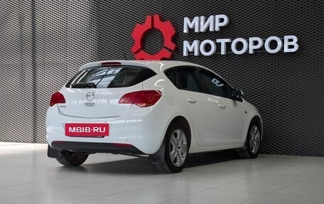 Opel Astra J, 2011 год, 699 000 рублей, 4 фотография