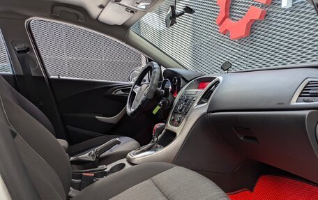 Opel Astra J, 2011 год, 699 000 рублей, 28 фотография