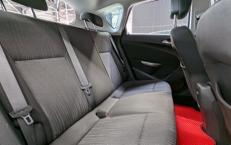 Opel Astra J, 2011 год, 699 000 рублей, 32 фотография