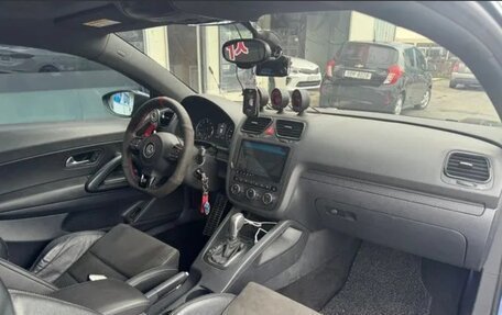 Volkswagen Scirocco R I рестайлинг, 2013 год, 2 300 000 рублей, 9 фотография