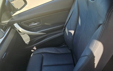 BMW 3 серия, 2014 год, 2 200 000 рублей, 19 фотография