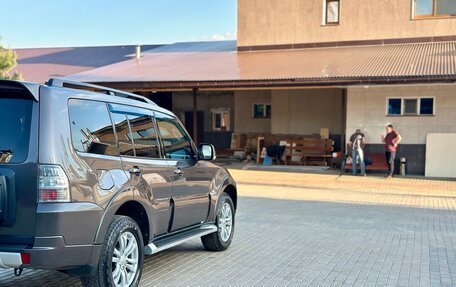 Mitsubishi Pajero IV, 2011 год, 1 799 000 рублей, 17 фотография