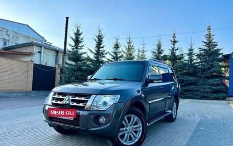 Mitsubishi Pajero IV, 2011 год, 1 799 000 рублей, 3 фотография