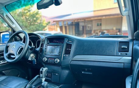 Mitsubishi Pajero IV, 2011 год, 1 799 000 рублей, 30 фотография