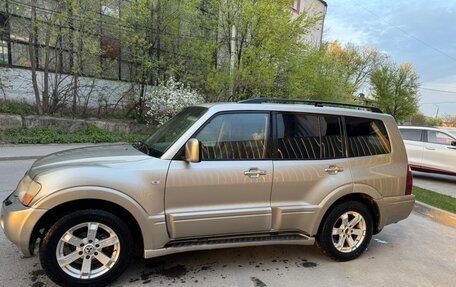 Mitsubishi Pajero III рестайлинг, 2005 год, 875 000 рублей, 2 фотография
